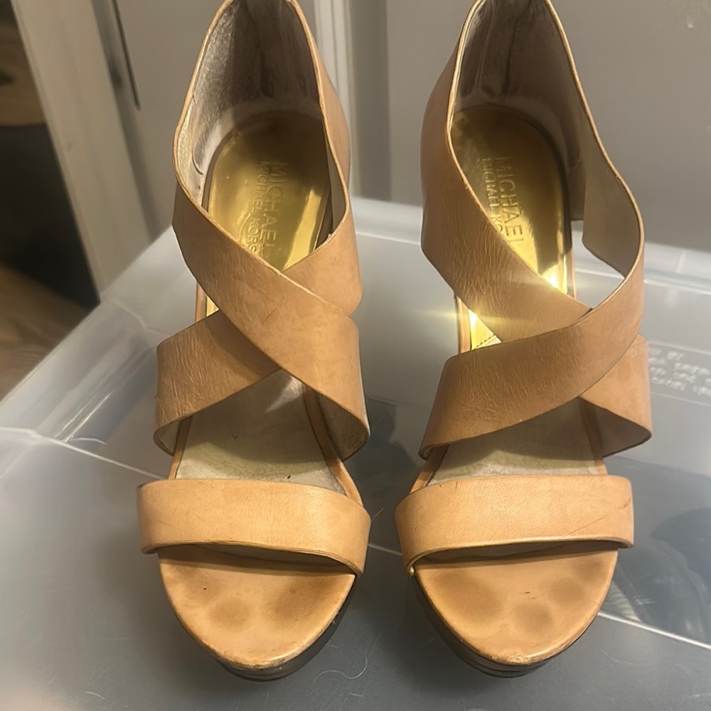 Michael Kors Elena Tan Women's Sandals